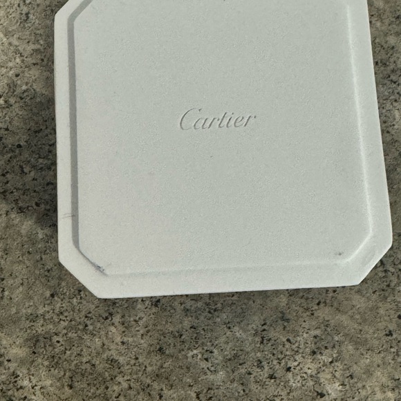 Cartier White Les Écrins Parfumés candle - Picture 3 of 6